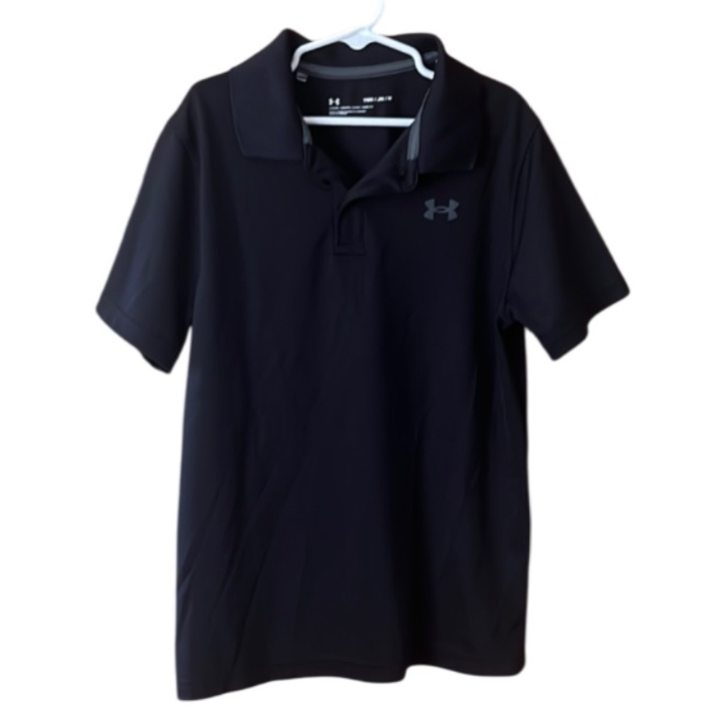 Boy’s Under Armour Black Polo Short Sleeves Sz Youth Medium (10-12) Loose Style